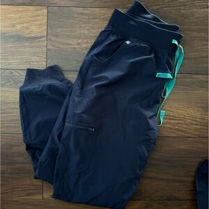 Figs Zamora high waisted FreeX lined joggers large- navy color